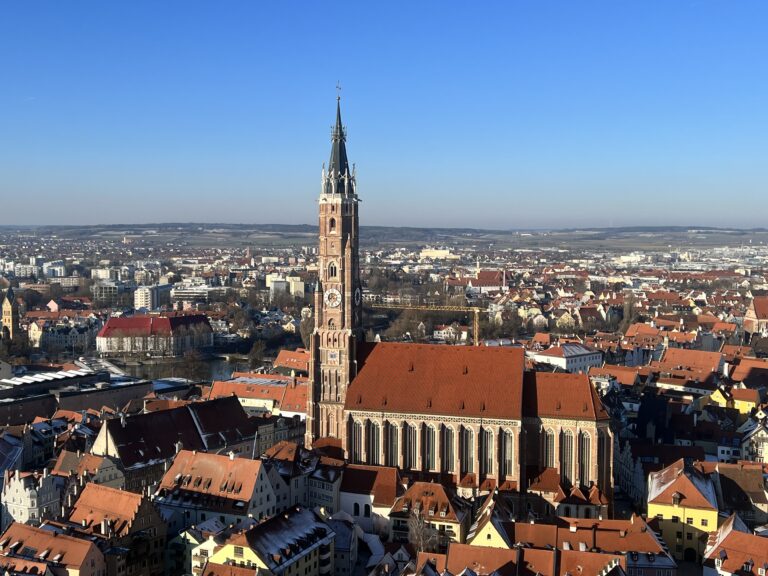 Martinskirche Landshut im Januar. Foto: Stadt Landshut