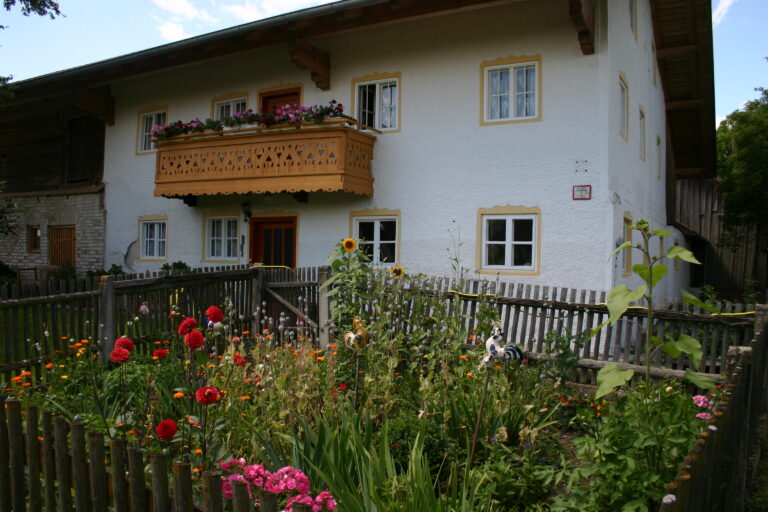 Hafnergehöft im denkmalgeschützten Ort Bödldorf. Foto: LRA LA OBaeuml