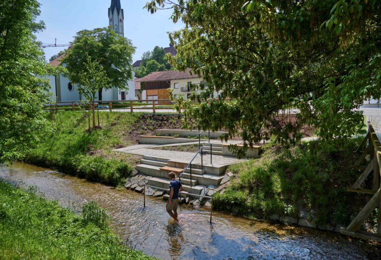 Kneippanlage in Niederaichbach. Foto: TVO Gerhard Illig