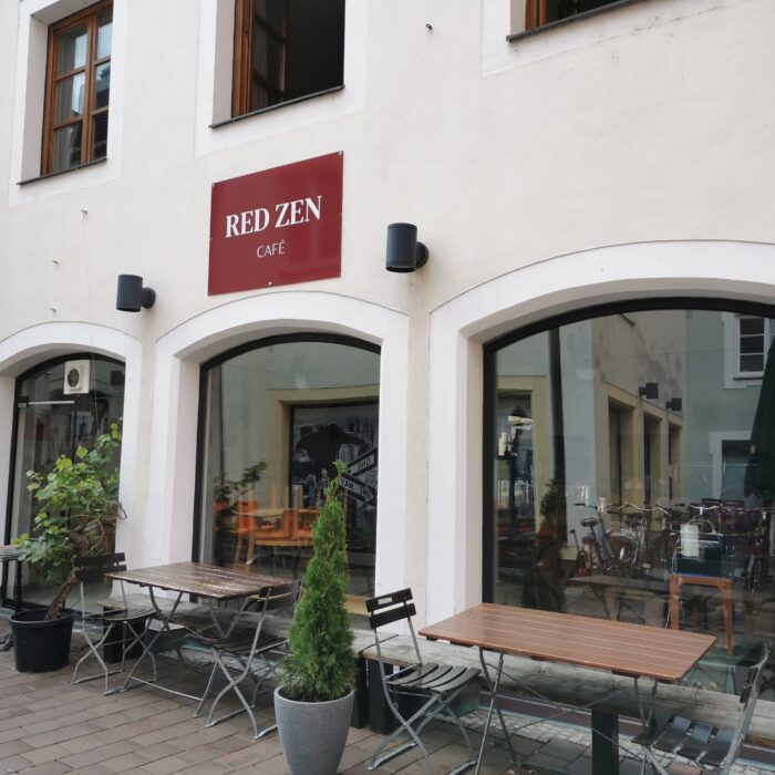 Das Red Zen Cafe in der Silbernaglpassage. Foto: Stadt Landshut