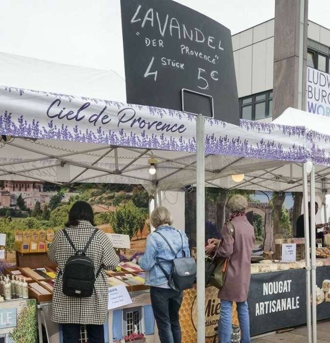 Französischer Markt am Ländtor, Quelle: Jérémie Limouzin